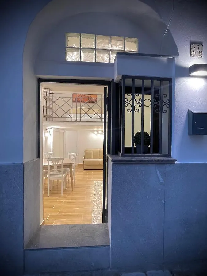 A Casa Di Ilary Villa Palermo 0*,