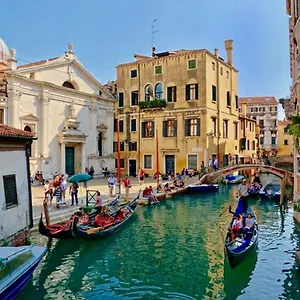 Ca Cicogna Air Conditioning And Fast Wifi, Location Apartment Venice
